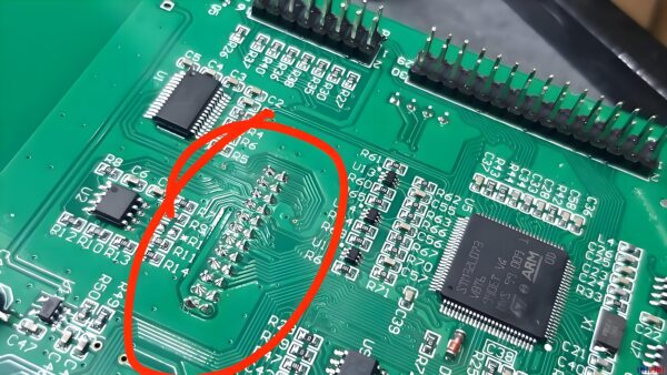 PCB工艺中出现连锡要怎么手工处理 - 广州俱进电子有限公司